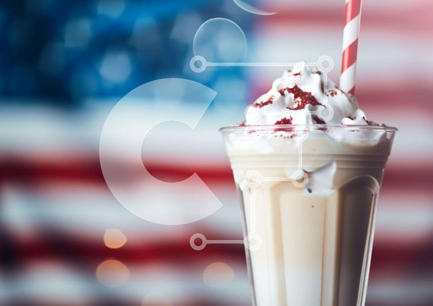 Σετ των 2 Intra Συλλεκτικό Ξύλινο Παζλ Plywood  4mm - Παγωμένο ρόφημα καφέ με θέμα την αμερικανική σημαία με σαντιγί Σε Ξύλινο Κουτί - Διαστάσεις: 10x10 cm – 25 κομμάτια