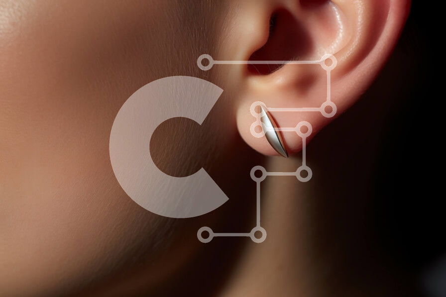 Intra Συλλεκτικό Ξύλινο Παζλ Plywood  4mm - Ασημένια σκουλαρίκια στο γυναικείο αυτί Σε Ξύλινο Κουτί - Διαστάσεις Puzzle: 10x10 cm – 25 κομμάτια