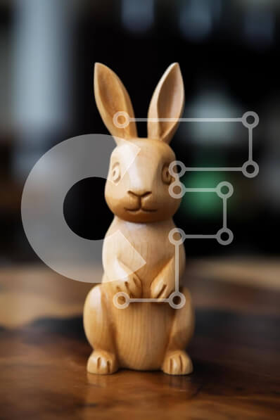 Intra Συλλεκτικό Ξύλινο Παζλ Plywood  4mm - Ξύλινο ειδώλιο λαγουδάκι σε δρύινο τραπέζι Σε Ξύλινο Κουτί - Διαστάσεις: 10x10 cm – 25 κομμάτια