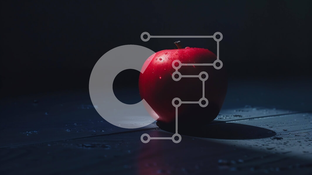 Intra Συλλεκτικό Ξύλινο Παζλ Plywood  4mm - Κόκκινο μήλο με σταγονίδια νερού στο σκοτεινό τραπέζι Σε Ξύλινο Κουτί - Διαστάσεις: 10x10 cm – 25 κομμάτια