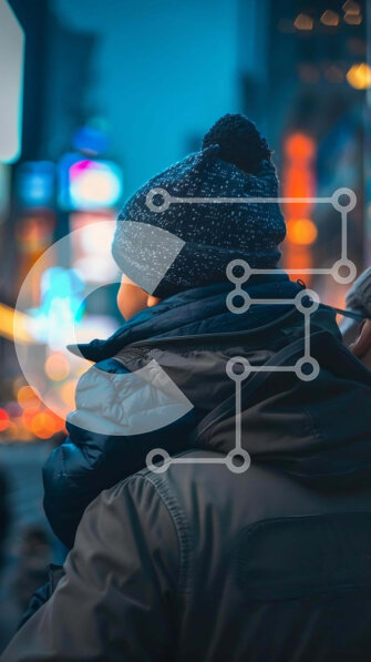 Intra Συλλεκτικό Ξύλινο Παζλ Plywood  4mm - Οικογένεια που περπατά στην πόλη τη νύχτα Σε Ξύλινο Κουτί - Διαστάσεις Puzzle: 10x10 cm – 25 κομμάτια