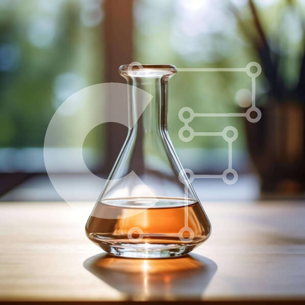 Intra Συλλεκτικό Ξύλινο Παζλ Plywood  4mm - Γυάλινη καράφα με σκούρο καφέ υγρό σε τραπέζι με παράθυρο Σε Ξύλινο Κουτί - Διαστάσεις: 10x10 cm – 25 κομμάτια