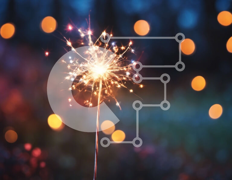 Intra Συλλεκτικό Ξύλινο Παζλ Plywood  4mm - Sparkler in the Dark με τα φώτα Bokeh Σε Ξύλινο Κουτί - Διαστάσεις Puzzle: 10x10 cm – 25 κομμάτια