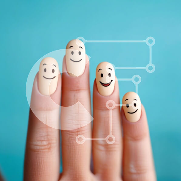 Σετ των 2 Intra Συλλεκτικό Ξύλινο Παζλ Plywood  4mm - Χέρι με Smiley Face Nail Art Σε Ξύλινο Κουτί - Διαστάσεις: 10x10 cm – 25 κομμάτια