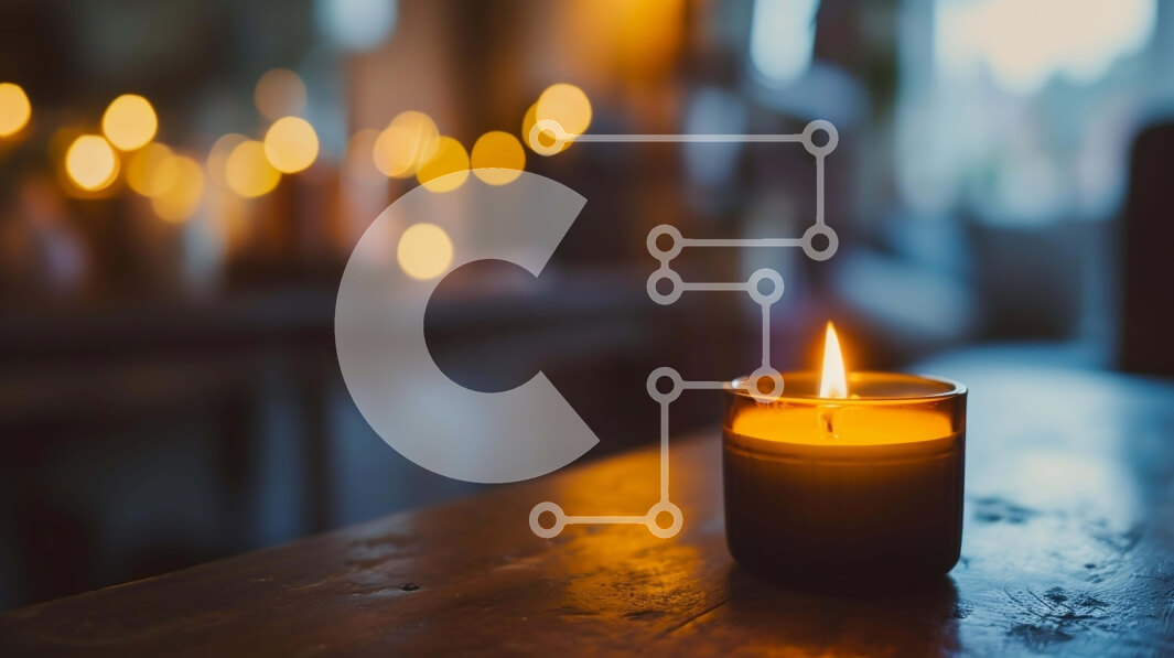 Intra Συλλεκτικό Ξύλινο Παζλ Plywood  4mm - Μονό κερί σε ξύλινο τραπέζι με πολύχρωμα φώτα στο φόντο Σε Ξύλινο Κουτί - Διαστάσεις: 10x10 cm – 25 κομμάτια