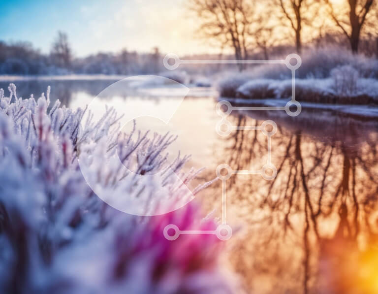 Intra Συλλεκτικό Ξύλινο Παζλ Plywood  4mm - Χειμερινό τοπίο με παγωμένη λίμνη και χιονισμένα δέντρα Σε Ξύλινο Κουτί - Διαστάσεις: 10x10 cm – 25 κομμάτια