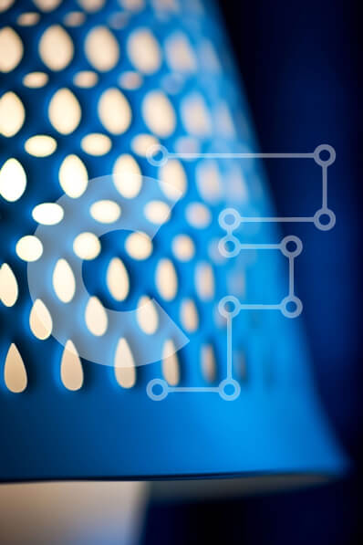 Intra Συλλεκτικό Ξύλινο Παζλ Plywood  4mm - Μπλε φωτιστικό με μοτίβο σκιά Σε Ξύλινο Κουτί - Διαστάσεις: 10x10 cm – 25 κομμάτια