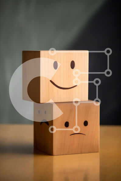 Intra Συλλεκτικό Ξύλινο Παζλ Plywood  4mm - Χαμογελαστά και λυπημένα πρόσωπα Ξύλινοι λίθοι σε σκοτεινό φόντο Σε Ξύλινο Κουτί - Διαστάσεις Puzzle: 10x10 cm – 25 κομμάτια