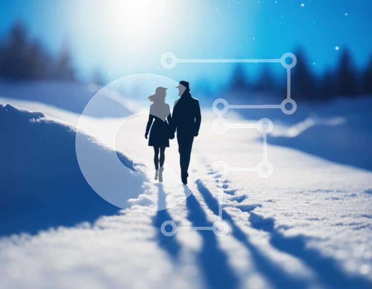 Intra Συλλεκτικό Ξύλινο Παζλ Plywood  4mm - Ρομαντικό ζευγάρι που περπατά στο χιονισμένο τοπίο Σε Ξύλινο Κουτί - Διαστάσεις Puzzle: 10x10 cm – 25 κομμάτια