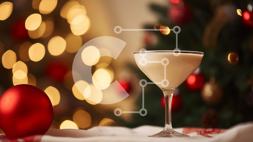 Intra Συλλεκτικό Ξύλινο Παζλ Plywood  4mm - Γιορτινό ποτήρι Martini με διακοσμητικό χριστουγεννιάτικο δέντρο Σε Ξύλινο Κουτί - Διαστάσεις Puzzle: 10x10 cm – 25 κομμάτια