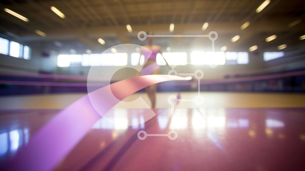 Intra Συλλεκτικό Ξύλινο Παζλ Plywood  4mm - Παράσταση γυμναστικής με ροζ κορδέλα σε κλειστό γυμναστήριο Σε Ξύλινο Κουτί - Διαστάσεις Puzzle: 10x10 cm – 25 κομμάτια