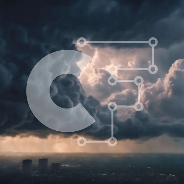 Intra Συλλεκτικό Ξύλινο Παζλ Plywood  4mm - Θυελλώδης ουρανός πάνω από την πόλη με σκοτεινά σύννεφα Σε Ξύλινο Κουτί - Διαστάσεις Puzzle: 10x10 cm – 25 κομμάτια