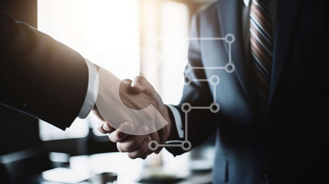 Intra Συλλεκτικό Ξύλινο Παζλ Plywood  4mm - Επαγγελματική εικόνα δύο επιχειρηματιών που δίνουν τα χέρια σε ένα περιβάλλον γραφείου Σε Ξύλινο Κουτί - Διαστάσεις Puzzle: 10x10 cm – 25 κομμάτια