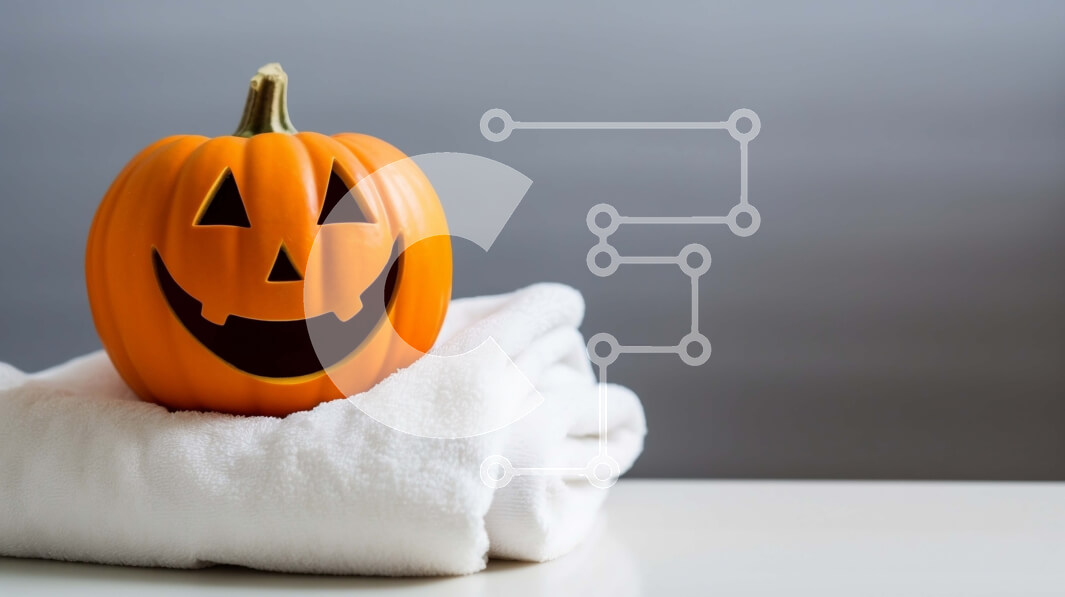 Intra Συλλεκτικό Ξύλινο Παζλ Plywood  4mm - Χαμογελαστή κολοκύθα Jack-o'-lantern σε λευκή επιφάνεια Σε Ξύλινο Κουτί - Διαστάσεις Puzzle: 10x10 cm – 25 κομμάτια