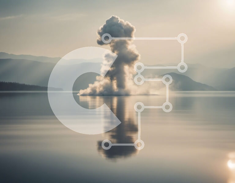 Intra Συλλεκτικό Ξύλινο Παζλ Plywood  4mm - Καπνός που αναδύεται από το νερό με βουνά στο φόντο Σε Ξύλινο Κουτί - Διαστάσεις: 10x10 cm – 25 κομμάτια