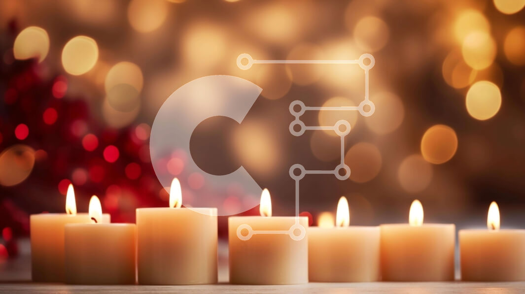 Intra Συλλεκτικό Ξύλινο Παζλ Plywood  4mm - Αναμμένα κεριά με αφηρημένα φώτα Bokeh Σε Ξύλινο Κουτί - Διαστάσεις: 10x10 cm – 25 κομμάτια