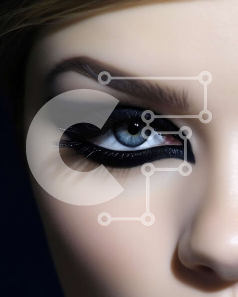 Intra Συλλεκτικό Ξύλινο Παζλ Plywood  4mm - Όμορφη εικόνα μιας γυναίκας με μαύρο eyeliner και ψεύτικες βλεφαρίδες Σε Ξύλινο Κουτί - Διαστάσεις Puzzle: 10x10 cm – 25 κομμάτια