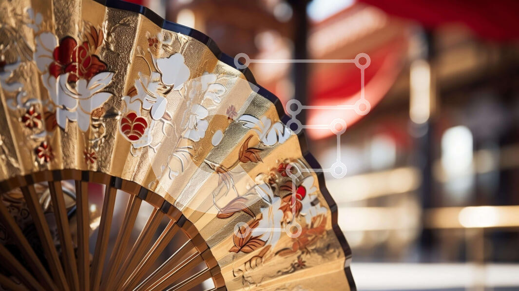 Intra Συλλεκτικό Ξύλινο Παζλ Plywood  4mm - Μεγάλη χρυσή βεντάλια στο έδαφος μπροστά από κόκκινες κουρτίνες Σε Ξύλινο Κουτί - Διαστάσεις Puzzle: 10x10 cm – 25 κομμάτια