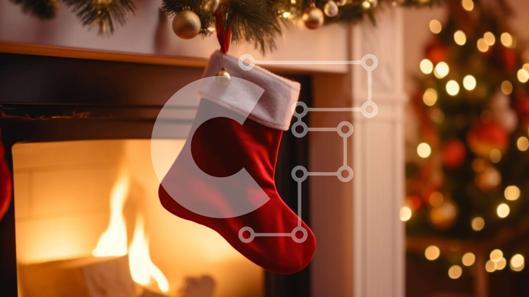 Intra Συλλεκτικό Ξύλινο Παζλ Plywood  4mm - Εορταστική εορταστική κάλτσα κρεμαστή από μανδύα τζακιού Σε Ξύλινο Κουτί - Διαστάσεις: 10x10 cm – 25 κομμάτια