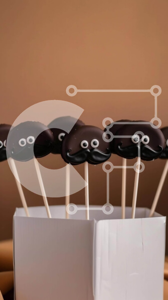 Intra Συλλεκτικό Ξύλινο Παζλ Plywood  4mm - Chocolate Cake Pops με Μουστάκια και Μάτια σε Τσιγκένια κουτιά Σε Ξύλινο Κουτί - Διαστάσεις: 10x10 cm – 25 κομμάτια