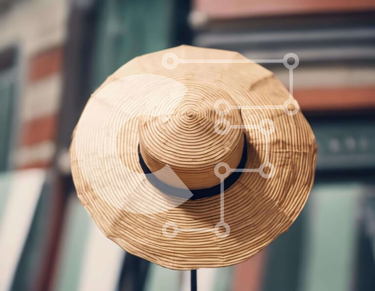 Intra Συλλεκτικό Ξύλινο Παζλ Plywood  4mm - Ψάθινο καπέλο σε όρθια βάση με πολλά παράθυρα Σε Ξύλινο Κουτί - Διαστάσεις: 10x10 cm – 25 κομμάτια