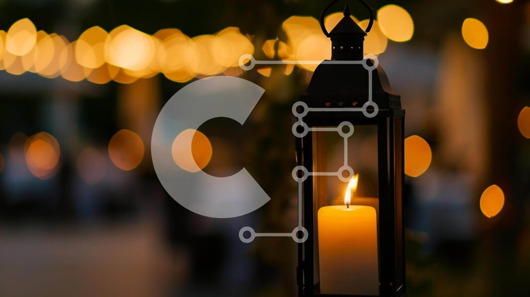 Intra Συλλεκτικό Ξύλινο Παζλ Plywood  4mm - Αναμμένο φανάρι σε υπαίθριο χώρο τραπεζαρίας Σε Ξύλινο Κουτί - Διαστάσεις Puzzle: 10x10 cm – 25 κομμάτια