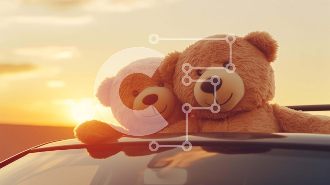 Intra Συλλεκτικό Ξύλινο Παζλ Plywood  4mm - Teddy Bears αγκαλιάζονται στη στέγη αυτοκινήτου στο ηλιοβασίλεμα Σε Ξύλινο Κουτί - Διαστάσεις Puzzle: 10x10 cm – 25 κομμάτια