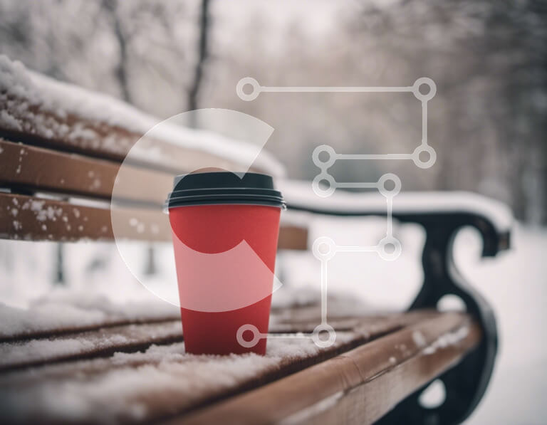 Intra Συλλεκτικό Ξύλινο Παζλ Plywood  4mm - Κόκκινο φλιτζάνι καφέ στον χιονισμένο πάγκο στο Winter Park Σε Ξύλινο Κουτί - Διαστάσεις Puzzle: 10x10 cm – 25 κομμάτια