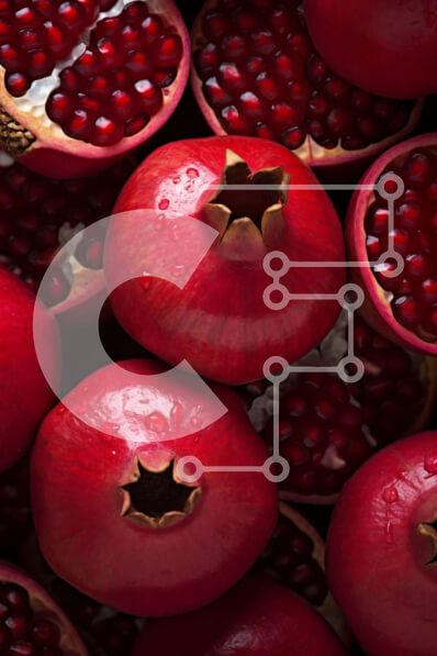 Σετ των 2 Intra Συλλεκτικό Ξύλινο Παζλ Plywood  4mm - Σωρός από κόκκινα ρόδια με διάφορα φρούτα τριγύρω Σε Ξύλινο Κουτί - Διαστάσεις: 10x10 cm – 25 κομμάτια