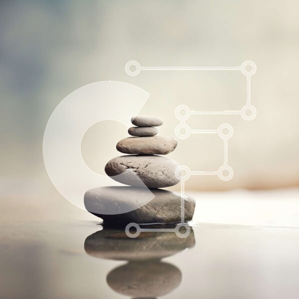 Intra Συλλεκτικό Ξύλινο Παζλ Plywood  4mm - Ισορροπημένη στοίβα βράχων στο τραπέζι με όμορφο θολό φόντο Σε Ξύλινο Κουτί - Διαστάσεις Puzzle: 10x10 cm – 25 κομμάτια