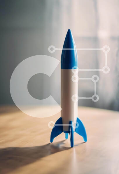 Intra Συλλεκτικό Ξύλινο Παζλ Plywood  4mm - Μικρό μπλε και άσπρο παιχνίδι ρουκέτα σε ξύλινο τραπέζι Σε Ξύλινο Κουτί - Διαστάσεις: 10x10 cm – 25 κομμάτια