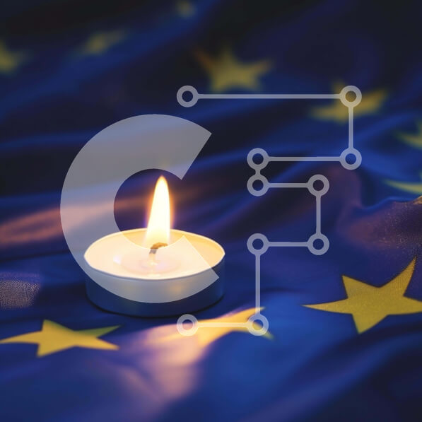 Intra Συλλεκτικό Ξύλινο Παζλ Plywood  4mm - Αναμμένο κερί στη σημαία της ΕΕ Σε Ξύλινο Κουτί - Διαστάσεις Puzzle: 10x10 cm – 25 κομμάτια