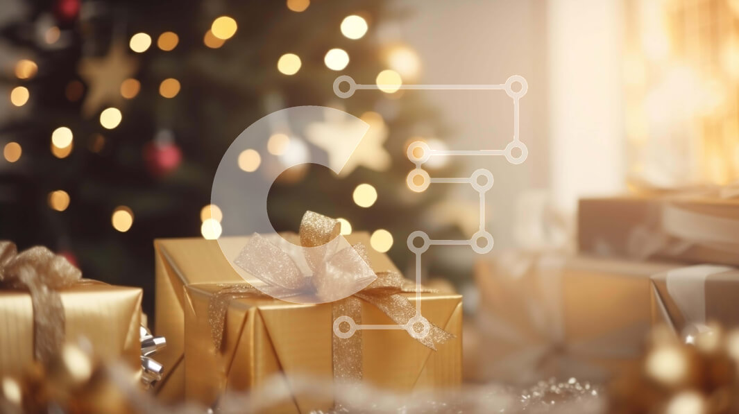 Intra Συλλεκτικό Ξύλινο Παζλ Plywood  4mm - Χρυσά κουτιά δώρων μπροστά από το χριστουγεννιάτικο δέντρο Σε Ξύλινο Κουτί - Διαστάσεις: 10x10 cm – 25 κομμάτια