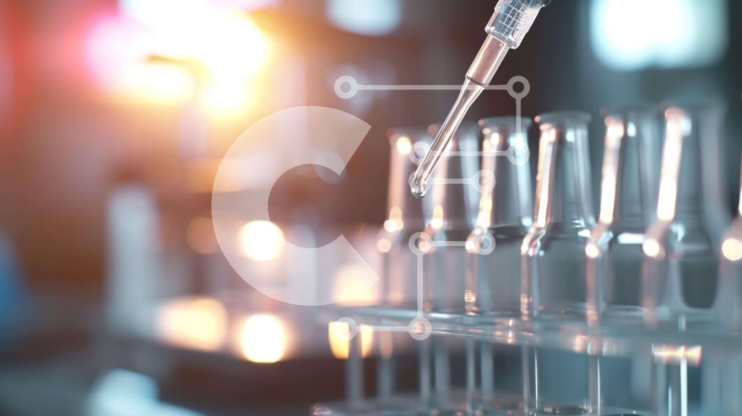 Intra Συλλεκτικό Ξύλινο Παζλ Plywood  4mm - Εργαστηριακά Γυάλινα Φιαλίδια με Σύριγγες Σε Ξύλινο Κουτί - Διαστάσεις Puzzle: 10x10 cm – 25 κομμάτια