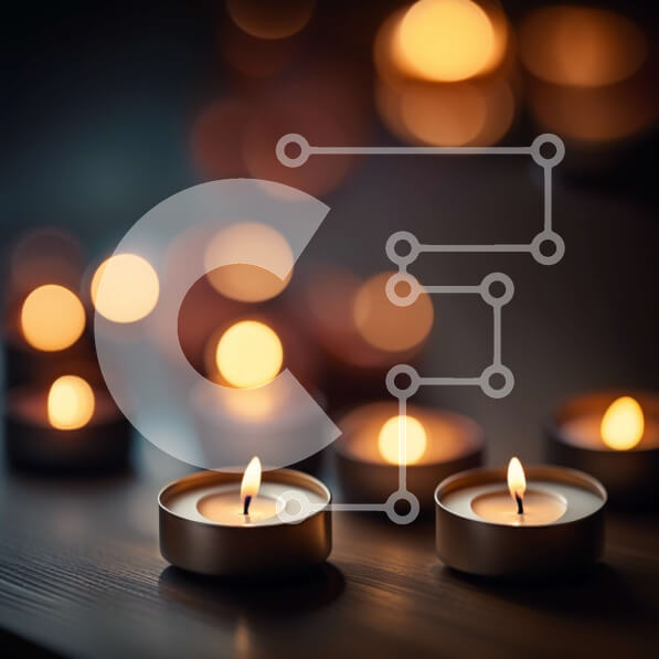 Intra Συλλεκτικό Ξύλινο Παζλ Plywood  4mm - Λαμπερά κεριά σε σκοτεινό φόντο Σε Ξύλινο Κουτί - Διαστάσεις Puzzle: 10x10 cm – 25 κομμάτια