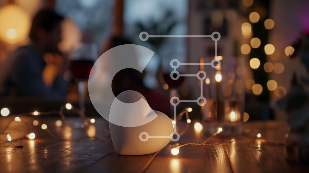 Intra Συλλεκτικό Ξύλινο Παζλ Plywood  4mm - Αντικείμενο σε σχήμα καρδιάς στο τραπέζι με κρασί, ποτήρια και φώτα Σε Ξύλινο Κουτί - Διαστάσεις Puzzle: 10x10 cm – 25 κομμάτια