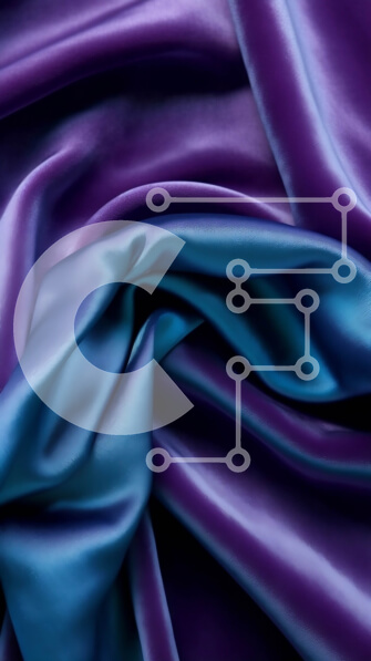 Intra Συλλεκτικό Ξύλινο Παζλ Plywood  4mm - Κινηματογράφηση σε πρώτο πλάνο από πολυτελές μωβ και μπλε μεταξωτό ύφασμα Σε Ξύλινο Κουτί - Διαστάσεις Puzzle: 10x10 cm – 25 κομμάτια