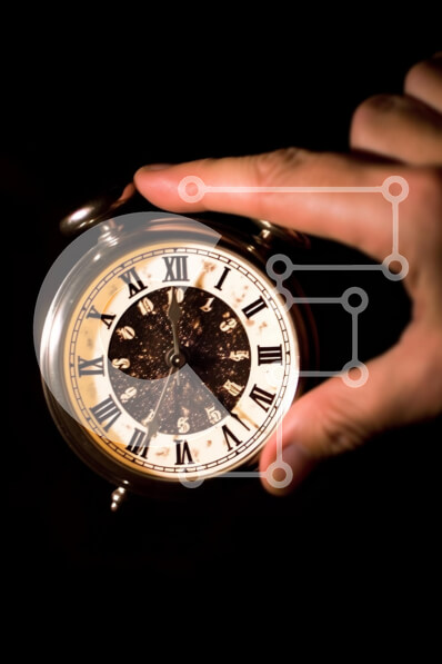 Intra Συλλεκτικό Ξύλινο Παζλ Plywood  4mm - Vintage Ξυπνητήρι με λατινικούς αριθμούς Σε Ξύλινο Κουτί - Διαστάσεις: 10x10 cm – 25 κομμάτια