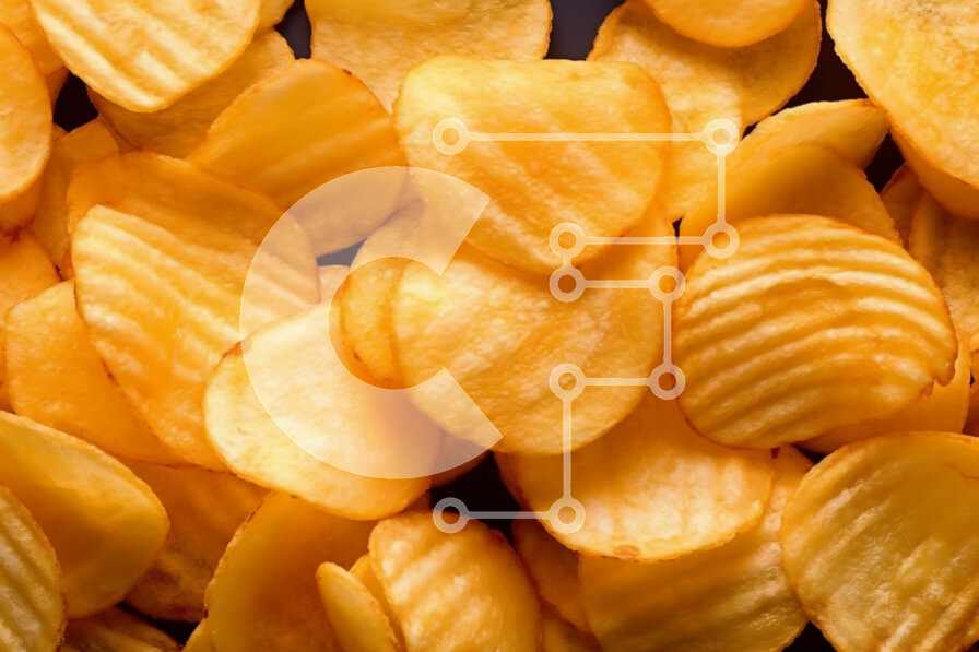 Σετ των 2 Intra Συλλεκτικό Ξύλινο Παζλ Plywood  4mm - Τραγανό και νόστιμο σωρό από πατατάκια σε λευκό φόντο Σε Ξύλινο Κουτί - Διαστάσεις: 10x10 cm – 25 κομμάτια