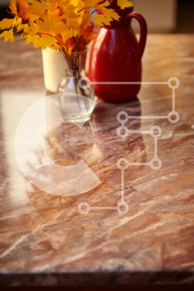 Intra Συλλεκτικό Ξύλινο Παζλ Plywood  4mm - Μαρμάρινος πάγκος κουζίνας με φθινοπωρινά φύλλα Σε Ξύλινο Κουτί - Διαστάσεις Puzzle: 10x10 cm – 25 κομμάτια