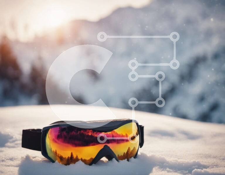 Intra Συλλεκτικό Ξύλινο Παζλ Plywood  4mm - Γυαλιά σκι στο χιόνι με φόντο το βουνό και τα δέντρα Σε Ξύλινο Κουτί - Διαστάσεις Puzzle: 10x10 cm – 25 κομμάτια