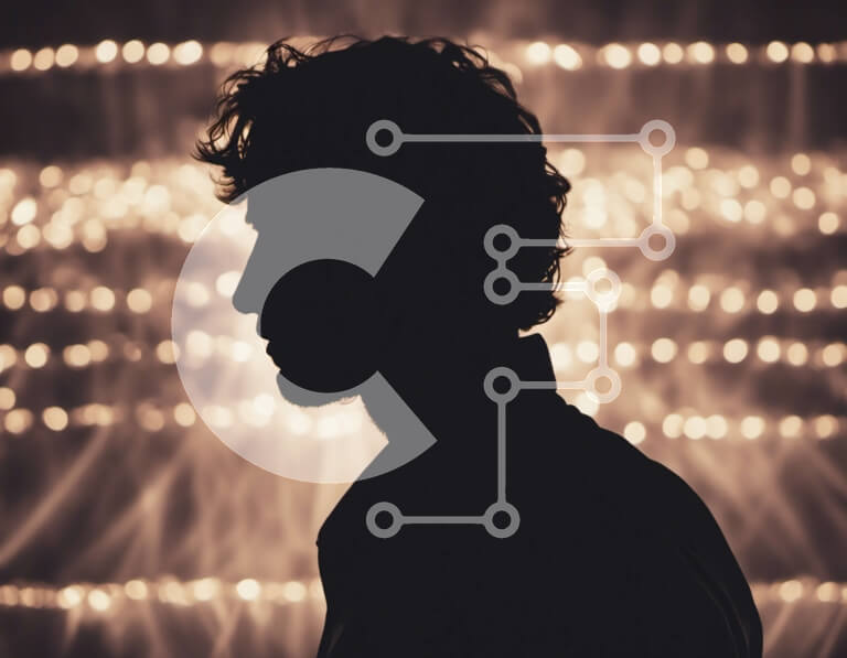 Intra Συλλεκτικό Ξύλινο Παζλ Plywood  4mm - Σιλουέτα ενός άνδρα μπροστά από φωτισμένο φόντο Σε Ξύλινο Κουτί - Διαστάσεις Puzzle: 10x10 cm – 25 κομμάτια