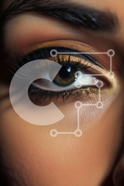 Intra Συλλεκτικό Ξύλινο Παζλ Plywood  4mm - Υπέροχη κοντινή εικόνα του Γυναικείου ματιού με χρυσό eyeliner και καφέ σκιά ματιών Σε Ξύλινο Κουτί - Διαστάσεις Puzzle: 10x10 cm – 25 κομμάτια