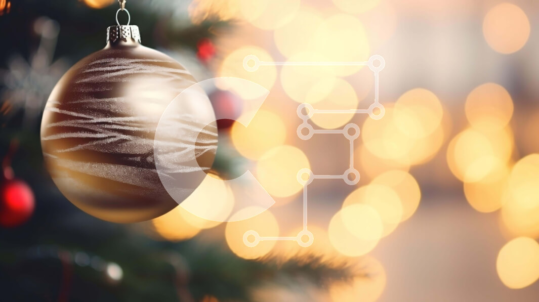 Intra Συλλεκτικό Ξύλινο Παζλ Plywood  4mm - Χρυσό χριστουγεννιάτικο στολίδι που κρέμεται σε ένα δέντρο Σε Ξύλινο Κουτί - Διαστάσεις: 10x10 cm – 25 κομμάτια