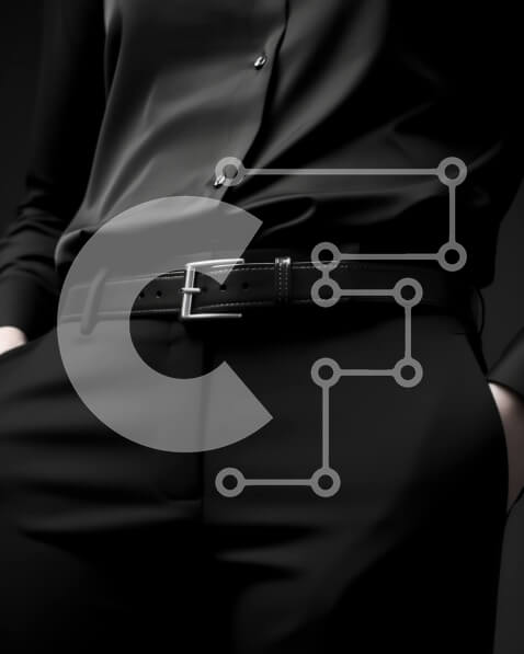 Intra Συλλεκτικό Ξύλινο Παζλ Plywood  4mm - Κομψή μαύρη στολή με πουκάμισο και παντελόνι Σε Ξύλινο Κουτί - Διαστάσεις Puzzle: 10x10 cm – 25 κομμάτια