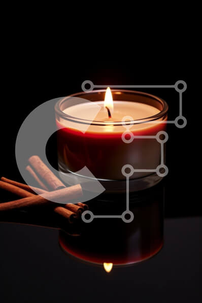 Intra Συλλεκτικό Ξύλινο Παζλ Plywood  4mm - Κερί, ξυλάκια κανέλας και μαύρο φόντο Σε Ξύλινο Κουτί - Διαστάσεις Puzzle: 10x10 cm – 25 κομμάτια