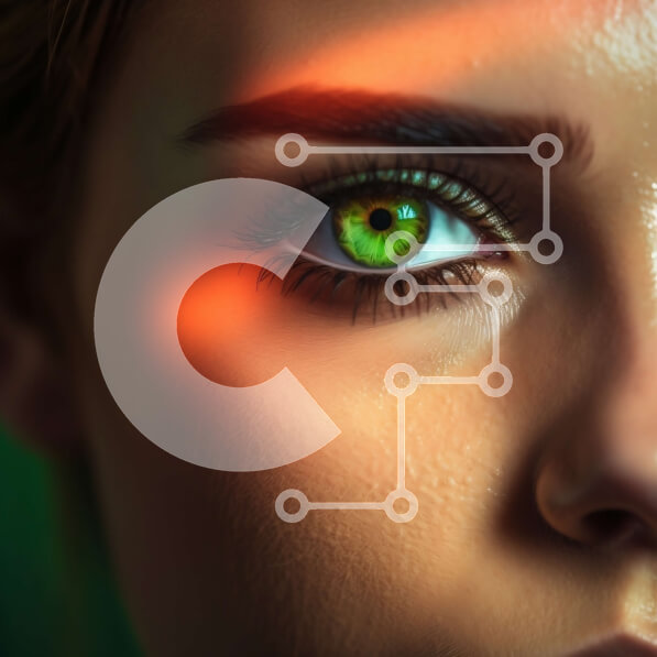 Σετ των 2 Intra Συλλεκτικό Ξύλινο Παζλ Plywood  4mm - Εκπληκτική γυναίκα με λαμπερά πράσινα μάτια και μακριές βλεφαρίδες Σε Ξύλινο Κουτί - Διαστάσεις: 10x10 cm – 25 κομμάτια