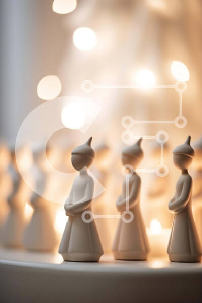 Intra Συλλεκτικό Ξύλινο Παζλ Plywood  4mm - Ομάδα ειδωλίων διακοπών σε διακοσμημένο πιάτο με φώτα Σε Ξύλινο Κουτί - Διαστάσεις: 10x10 cm – 25 κομμάτια