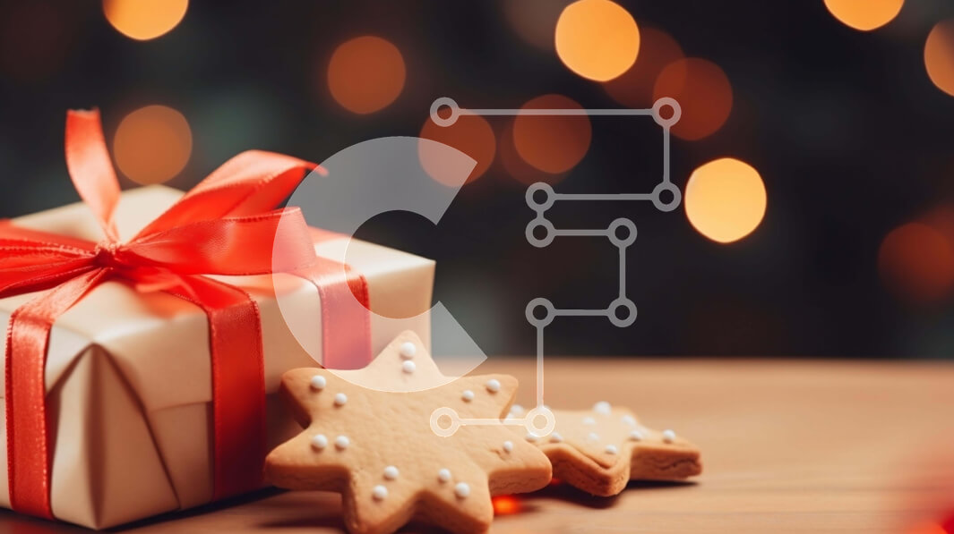 Intra Συλλεκτικό Ξύλινο Παζλ Plywood  4mm - Κόκκινο κουτί δώρου με μπισκότα μελόψωμο σε ξύλινο τραπέζι Σε Ξύλινο Κουτί - Διαστάσεις: 10x10 cm – 25 κομμάτια