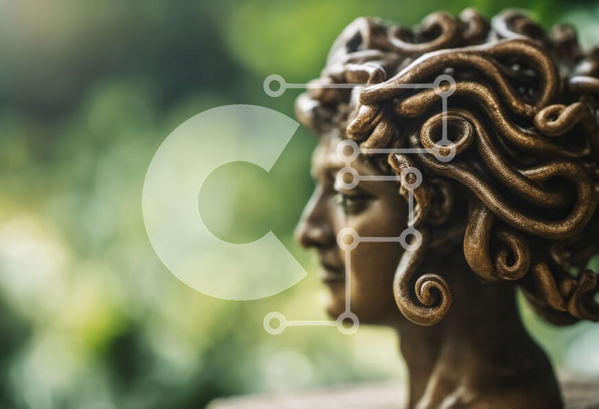 Intra Συλλεκτικό Ξύλινο Παζλ Plywood  4mm - Χάλκινο γλυπτό μυθολογικής φιγούρας με τρίχες φιδιού Σε Ξύλινο Κουτί - Διαστάσεις Puzzle: 10x10 cm – 25 κομμάτια